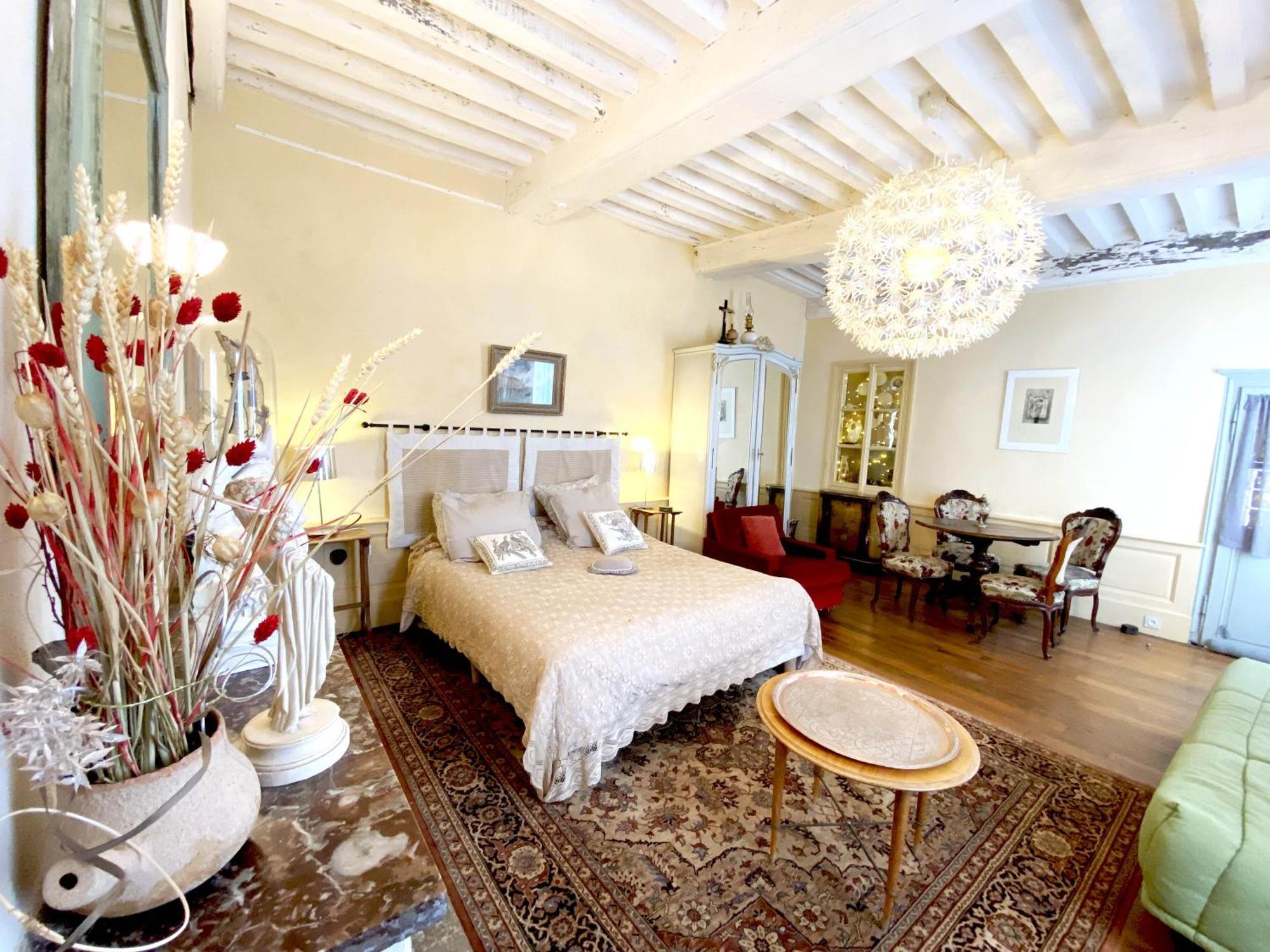 Maison De Noble Nicolas Avallon Buitenkant foto